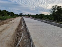 Puluhan Tahun Rusak, Jalan Mulus Desa Embalut Terwujud