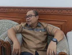 Anggota DPRD Kutai Timur dr Novel Apresiasi Kinerja Disducapil dalam Pelayanan KTP