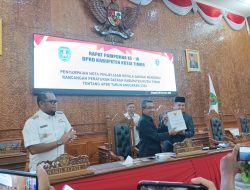 DPRD Kutim Gelar Paripurna Ke-X Tentang Raperda APBD 2024