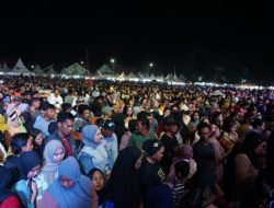 Pesta Laut Pesisir Nusantara 2024 Berlangsung Meriah, Hadirkan Artis Ibu Kota