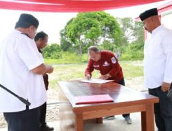 Bupati Edi Damansyah Resmi Lantik Pj Kades Long Beleh Modang