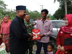 Serahkan Bantuan Pangan, Bupati Kukar Minta Puskesos Lakukan Pendataan Warga Secara Optimal