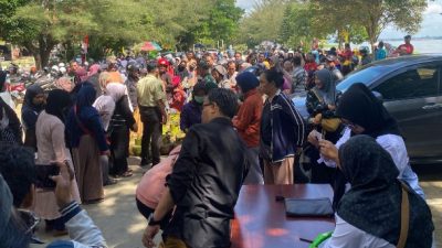 Masyarakat Tenggarong Antusias Datangi Operasi Gas LPG 3 Kilogram di Kreatif Park