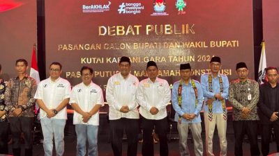 Debat Publik Calon Bupati Kukar Berlangsung Meriah, Sekda Ajak Warga Sukseskan PSU