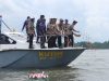 Jelang HUT ke-80 Kemerdekaan RI, Kapolres Kutim Tabur Bunga di Dermaga Pantai Kenyamukan