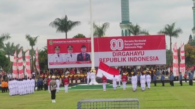 Tali Diganti Diam-Diam, Pengibaran Duplikat Sang Merah Putih Hampir Gagal di Upacara HUT ke-80 RI di Kutim