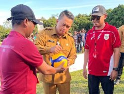 Turnamen Koperasi Cup I Desa Sekerat Jadi Ajang Kebersamaan dan Sportivitas Warga