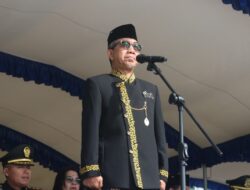 Pemkab Kutim Gelar Upacara Hari Guru Nasional, Bupati Ardiansyah Sulaiman Bacakan Amanat Menteri Kemendikdasmen