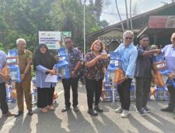 PT KPC Salurkan 20 Unit Bantuan Mesin Pencacah untuk Pengolahan Kompos dan Pakan Ternak