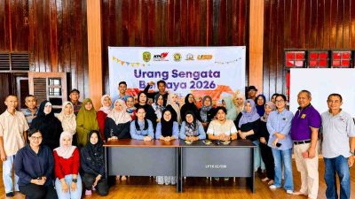 Dari Handphone ke Pasar Digital, PT KPC Bekali UMKM Kutim Strategi Jualan Makin Laris